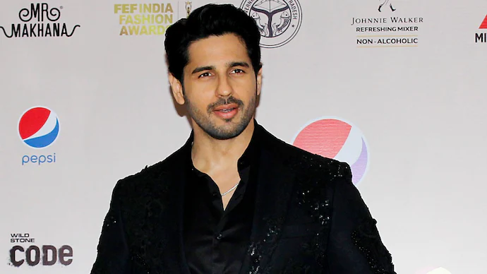 Sidharth Malhotra Biography: Life Story, Career, Family, Movies & Achievements