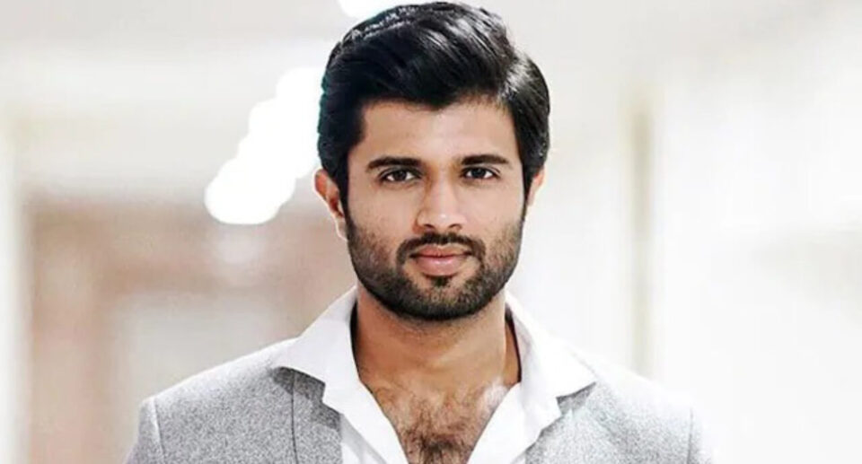 Vijay Deverakonda Biography: Life Story, Career, Family, Movies & Achievements