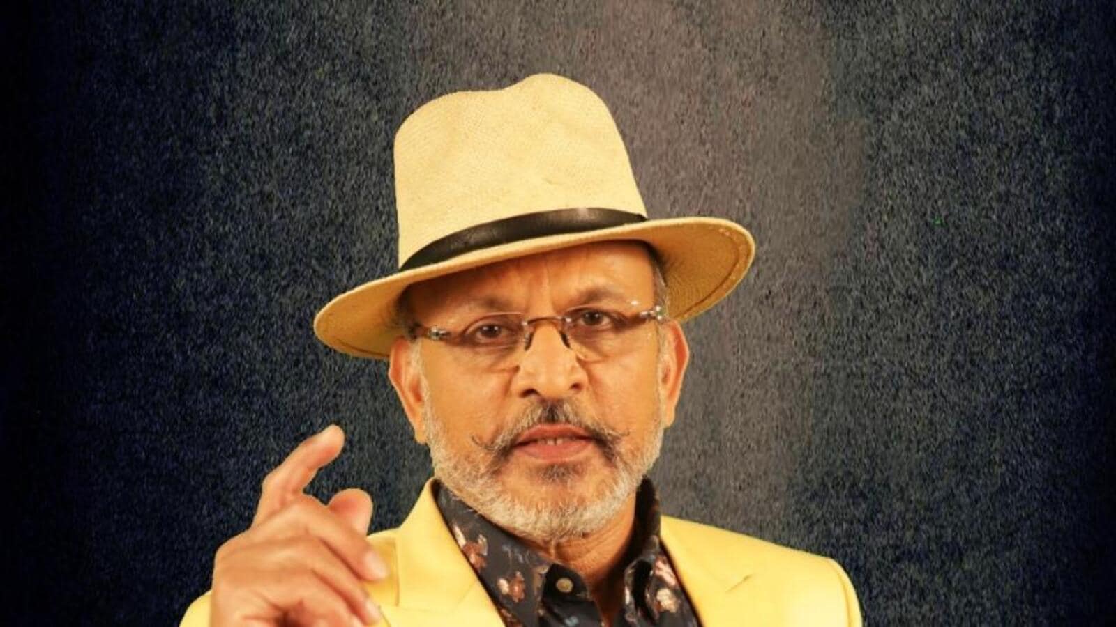 Annu Kapoor Biography: Life Story, Career, Family, Movies & Achievements