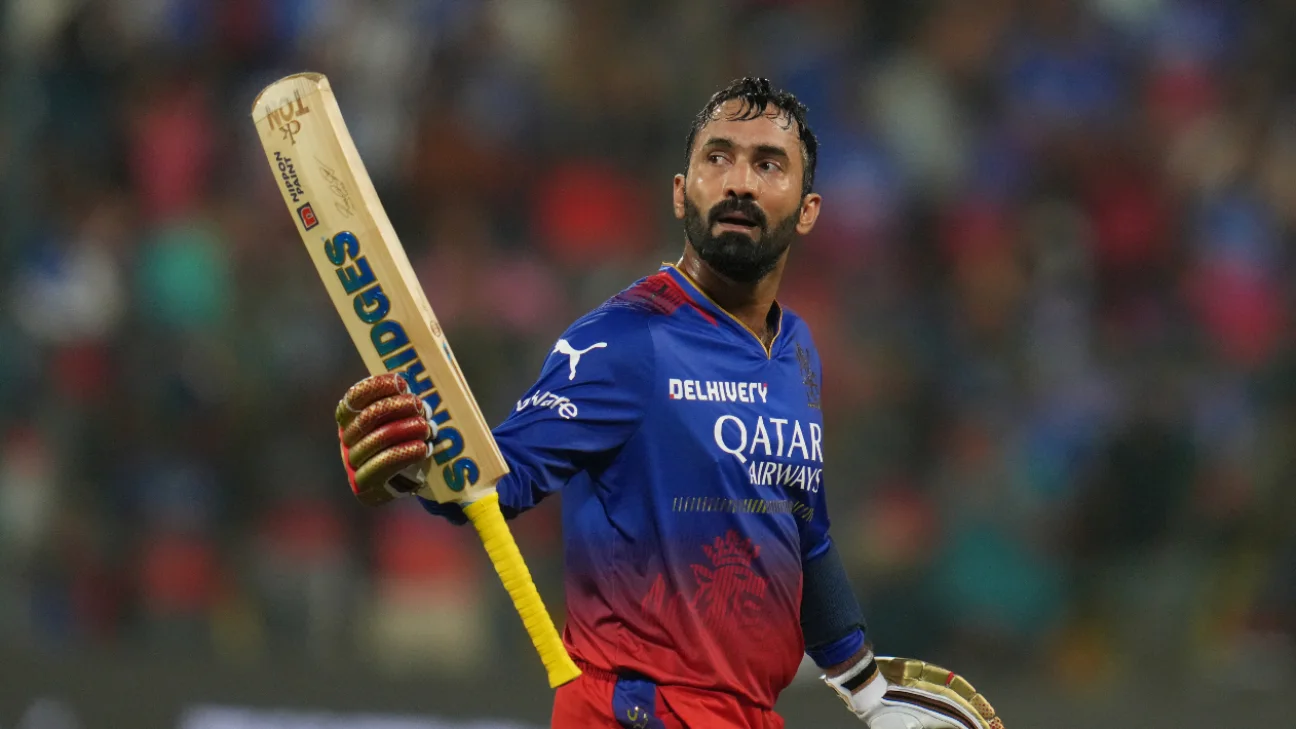 Dinesh Karthik Biography: Life Story, Career, Records, Family & Achievements