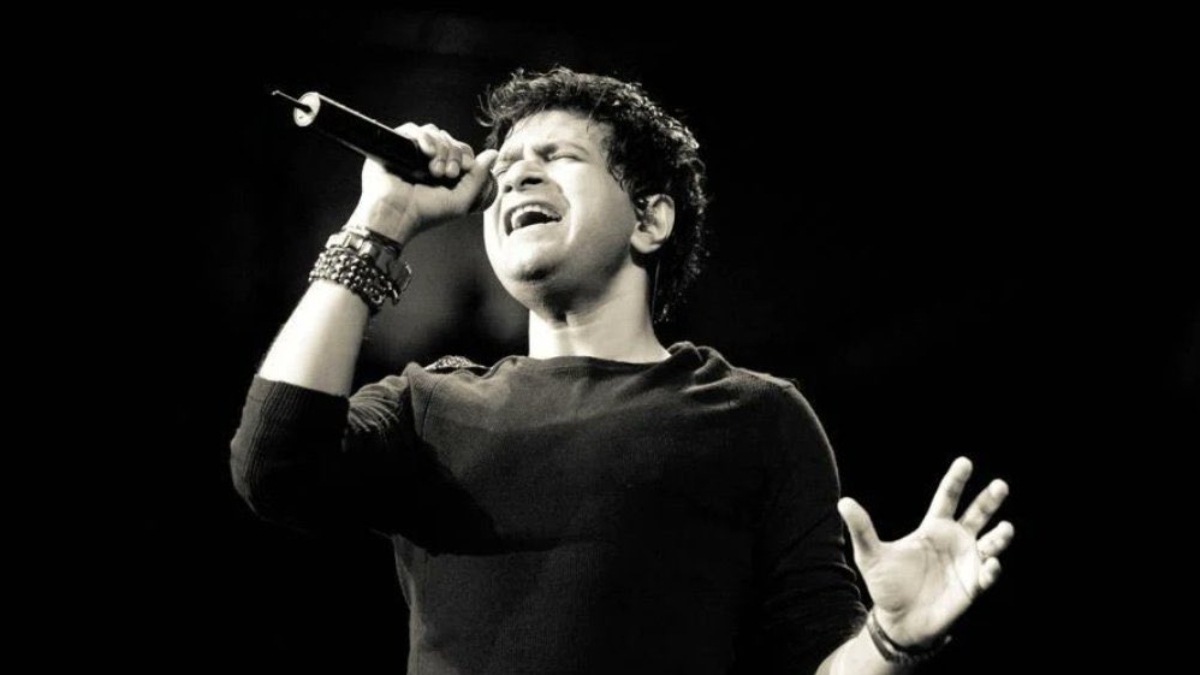 Krishnakumar Kunnath (KK) Biography: Life Story, Career, Family, Songs & Achievements