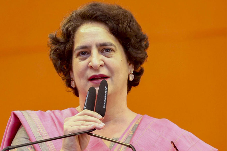Priyanka Gandhi Vadra Biography: Life, Political Journey, Achievements, and Legacy