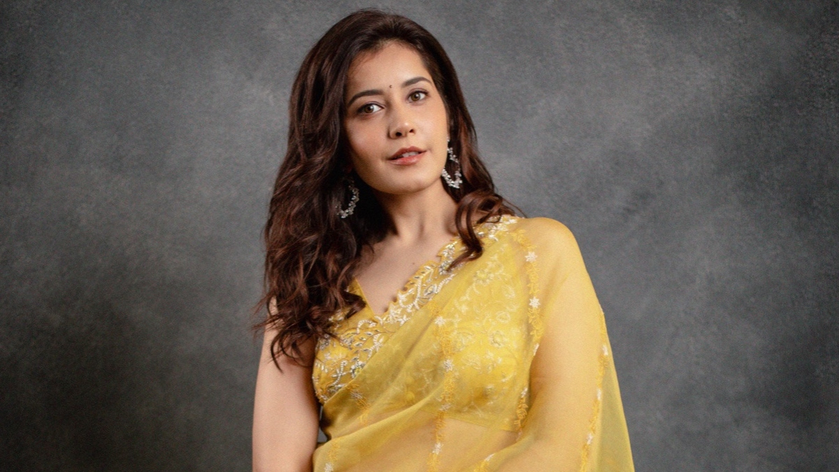 Raashii Khanna Biography: Life Story, Career, Family, Movies & Achievements