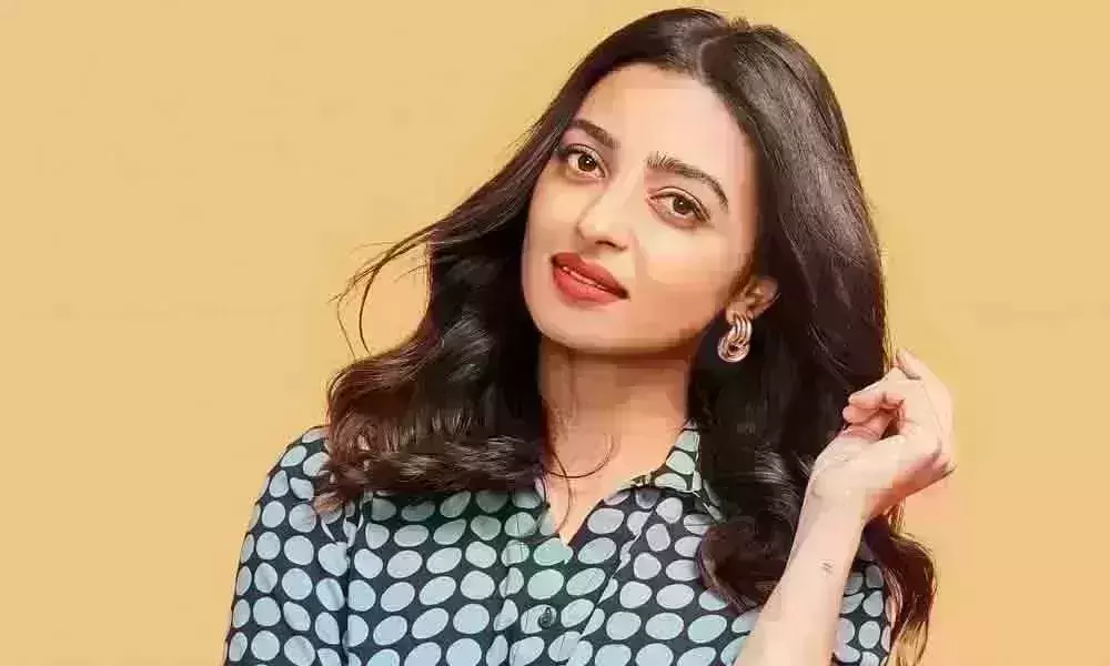 Radhika Apte Biography: Life Story, Career, Family, Movies & Achievements
