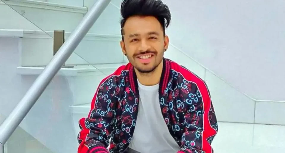 Tony Kakkar Biography: Life Story, Career, Family, Songs & Achievements
