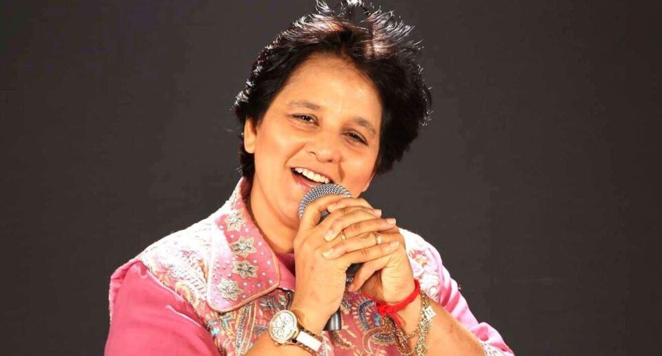 Falguni Pathak Biography: Life Story, Career, Family, Songs & Achievements