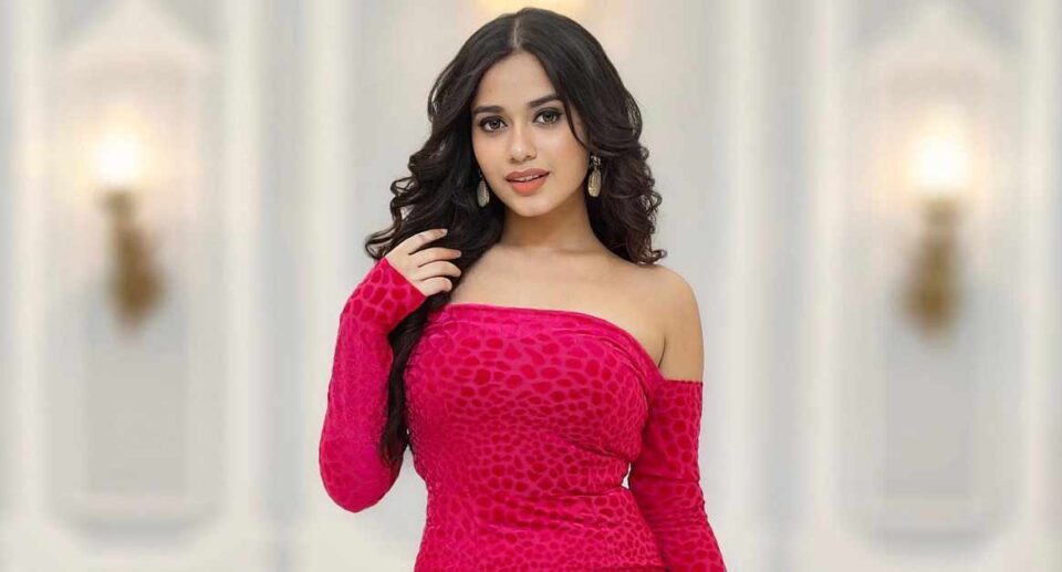 Jannat Zubair Biography: Life Story, Career, Family, Movies & Achievements