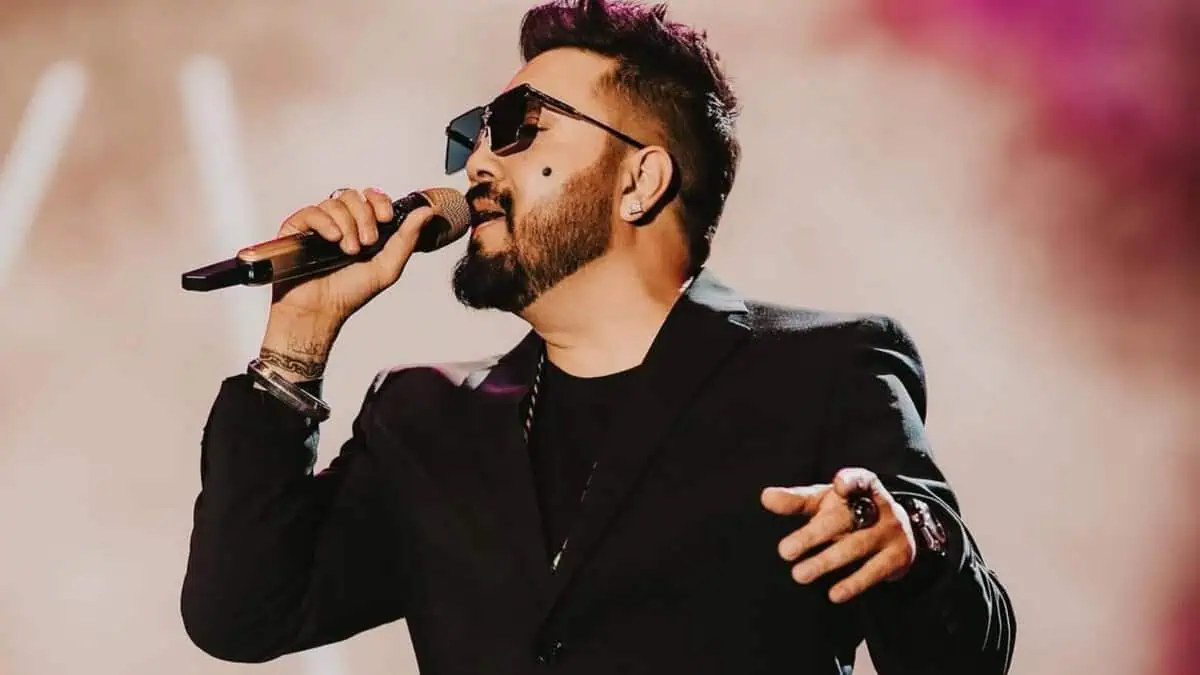 Mika Singh Biography: Life Story, Career, Family, Songs & Achievements