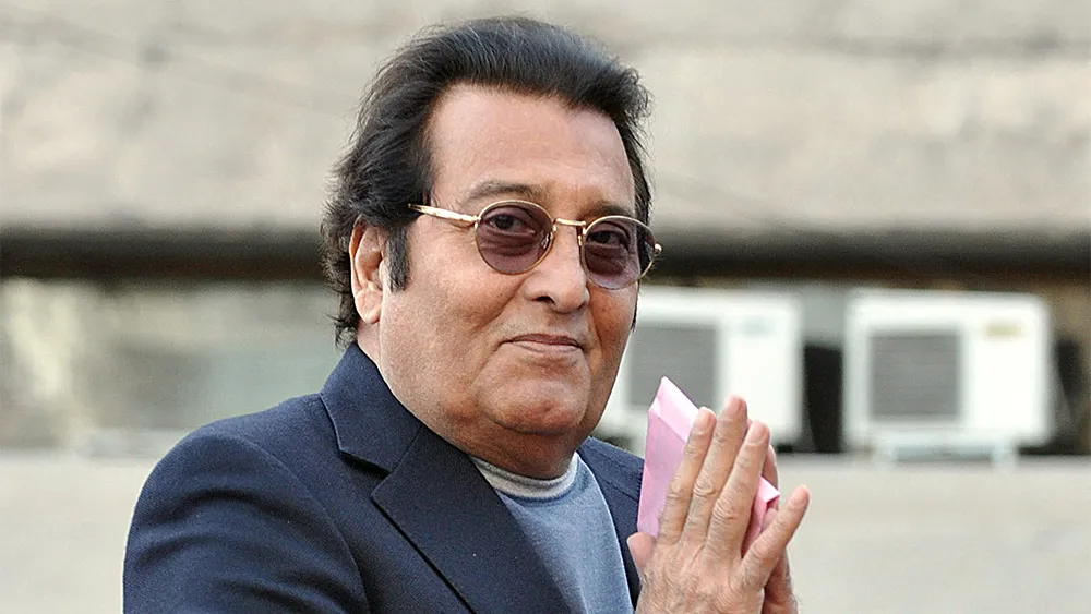 Vinod Khanna Biography: Life Story, Career, Family, Movies & Achievements